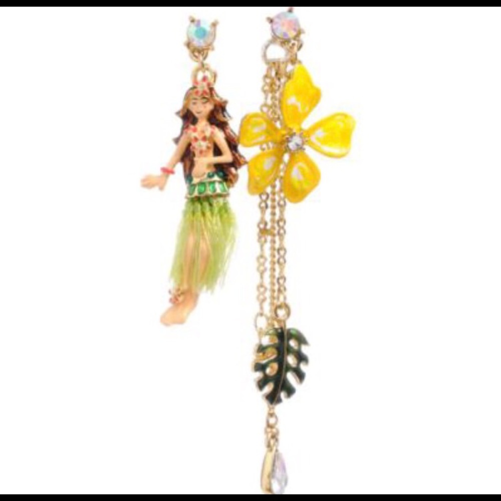 Very rare Betsey Johnson Hula girl earring set